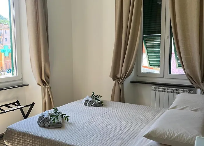 Ulivo House 3* ג'נובה